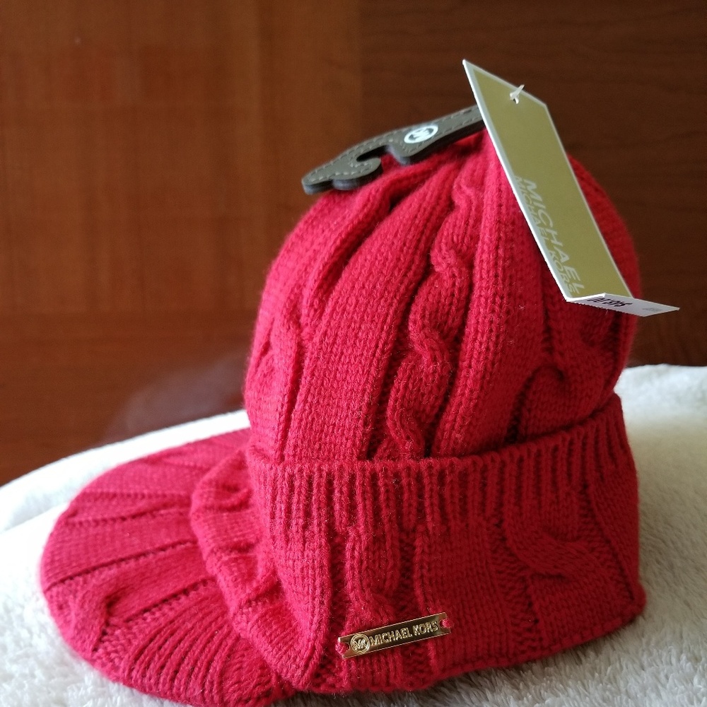 Michael Kors Red Hat